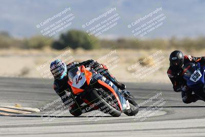 media/Dec-07-2025-CVMA (Sun) [[3e7d2de5dc]]/Race 4-Supersport Middleweight/